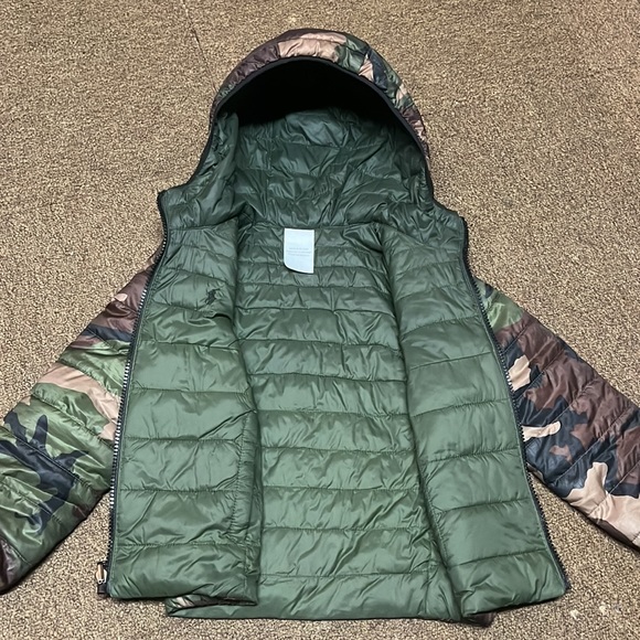 Ralph Lauren polo green and camo Reversible puffer jacket size 4t. - Picture 3 of 4